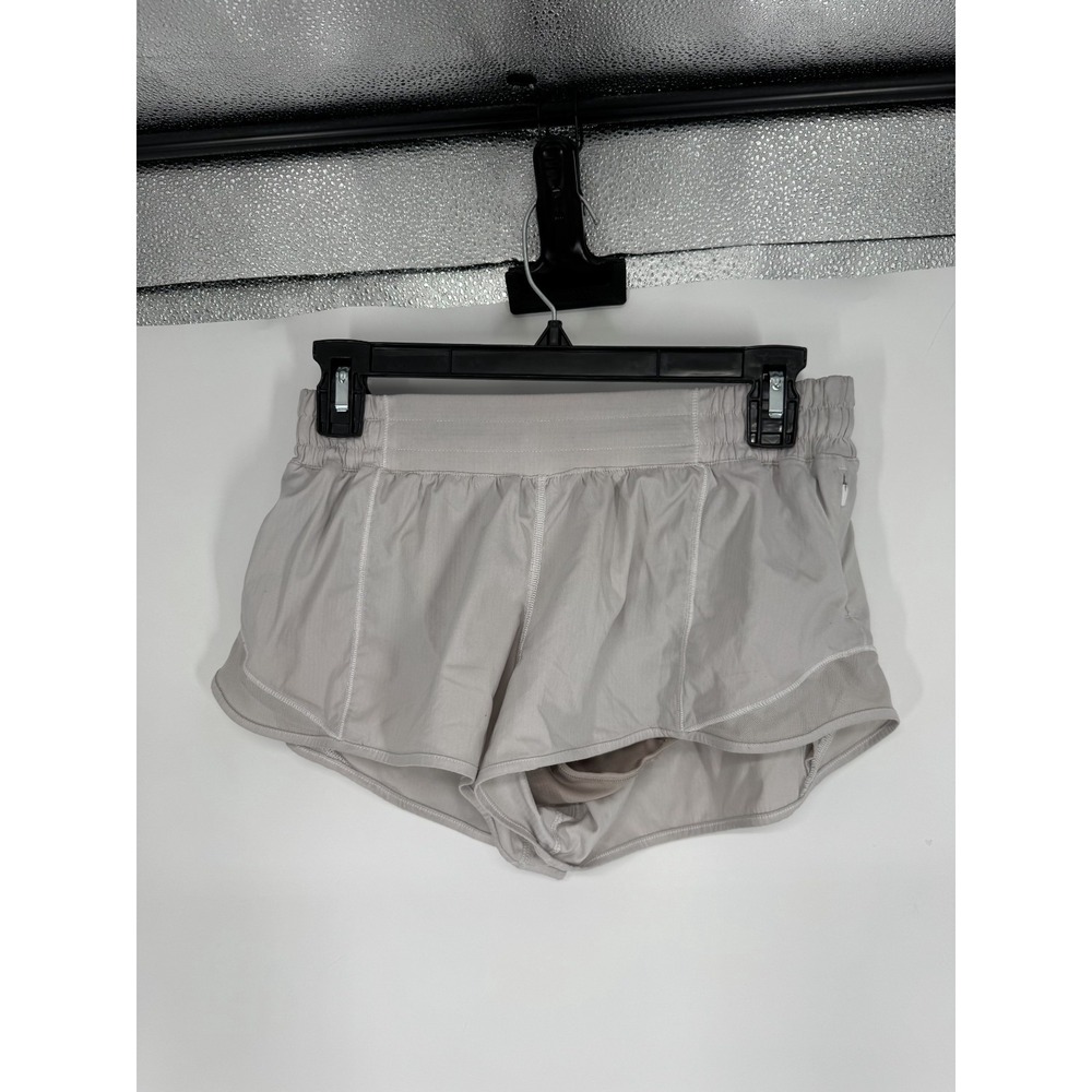 Lululemon Hotty Hot Shorts II 2.5" Low Rise Lined Liner White Swift Womens 8